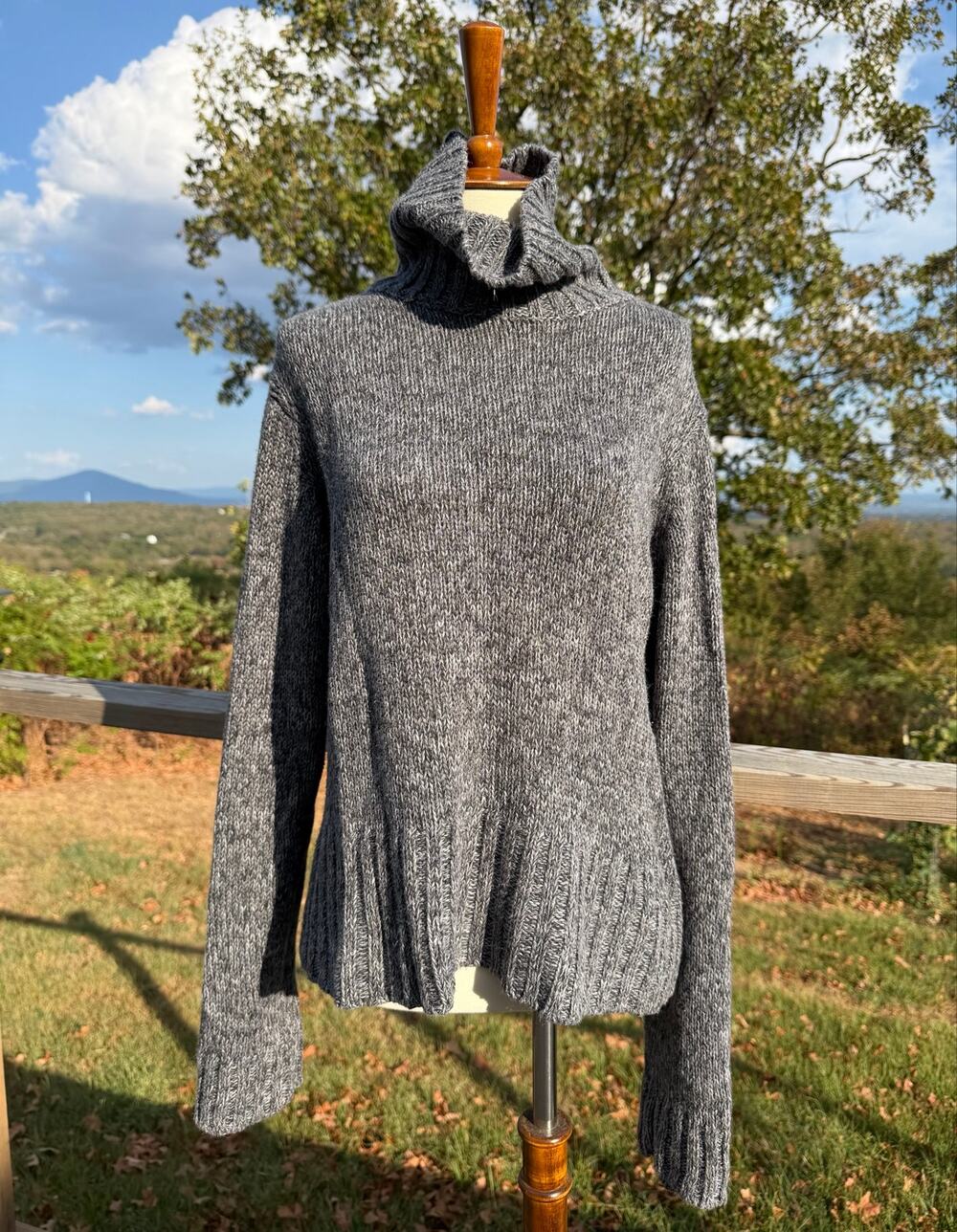 Bass G.H. Bass & Co. Dark Gray Cotton Turtleneck Women’s Size Extra Large